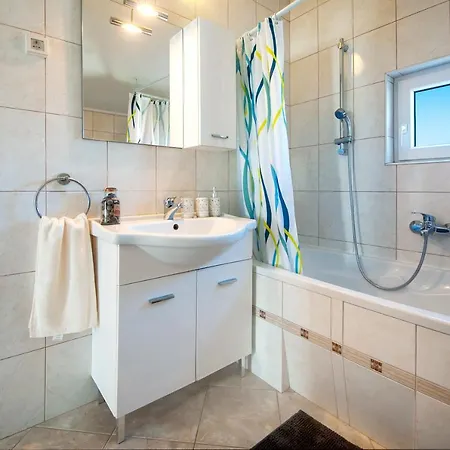 Apartament Milina