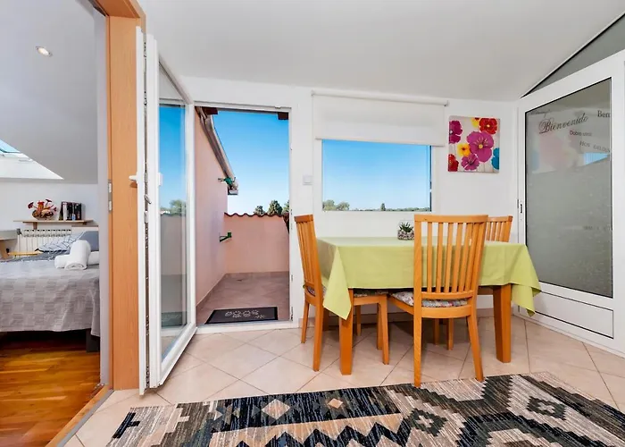 Milina Apartment *